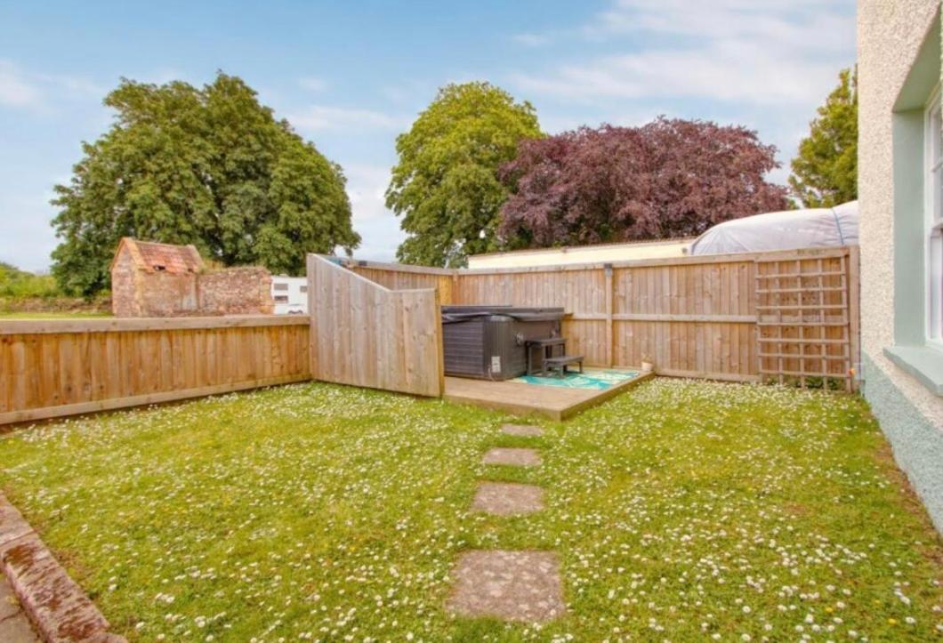 Durston Countryside Annexe, With Hottub, Sleeps Up To 4 아파트 외부 사진